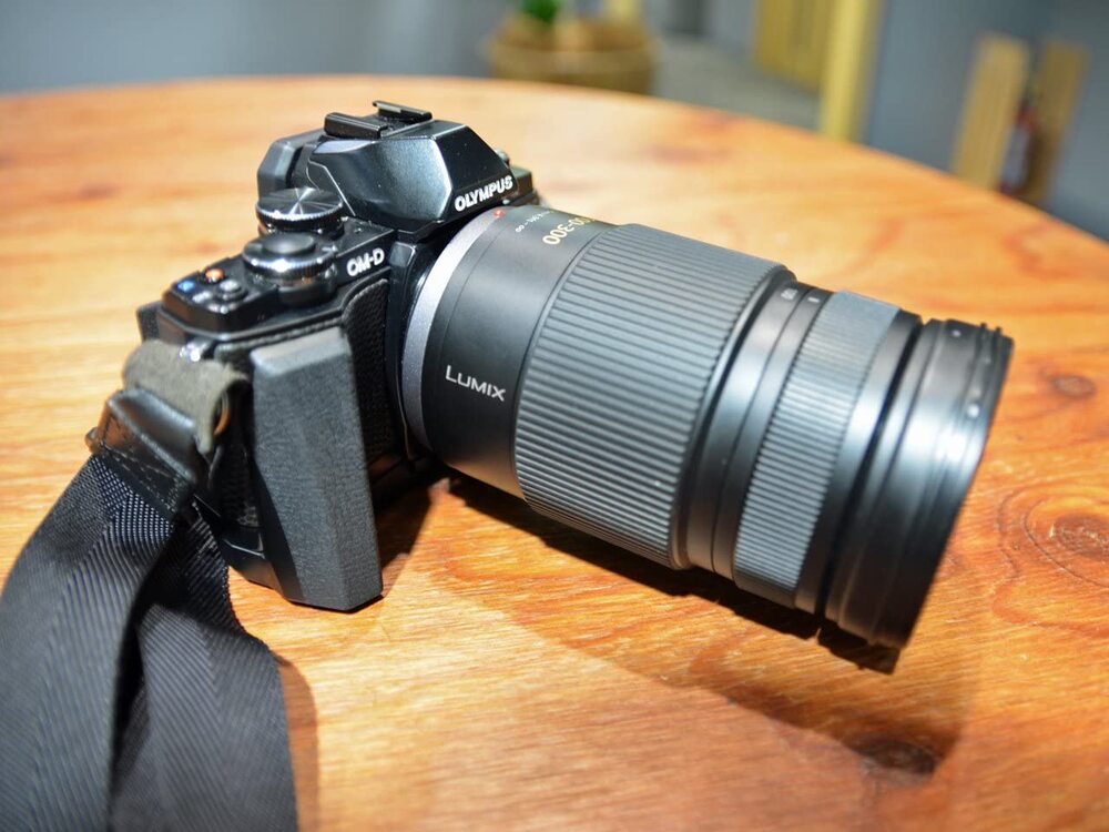 LUMIX G VARIO 100-300mm / F4.0-5.6 II / POWER O.I.S. の格安レンタル・貸出ならナニワレンタルへ！おすすめのLUMIX G VARIO 100-300mm / F4.0-5.6 II / POWER  O.I.S.を簡単ネット予約！